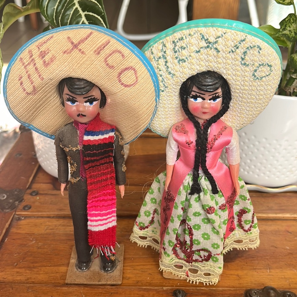 Vintage Mexican Plastic Couple Hand Painted Face Folk Art Souvenir Dolls 8 1/2”